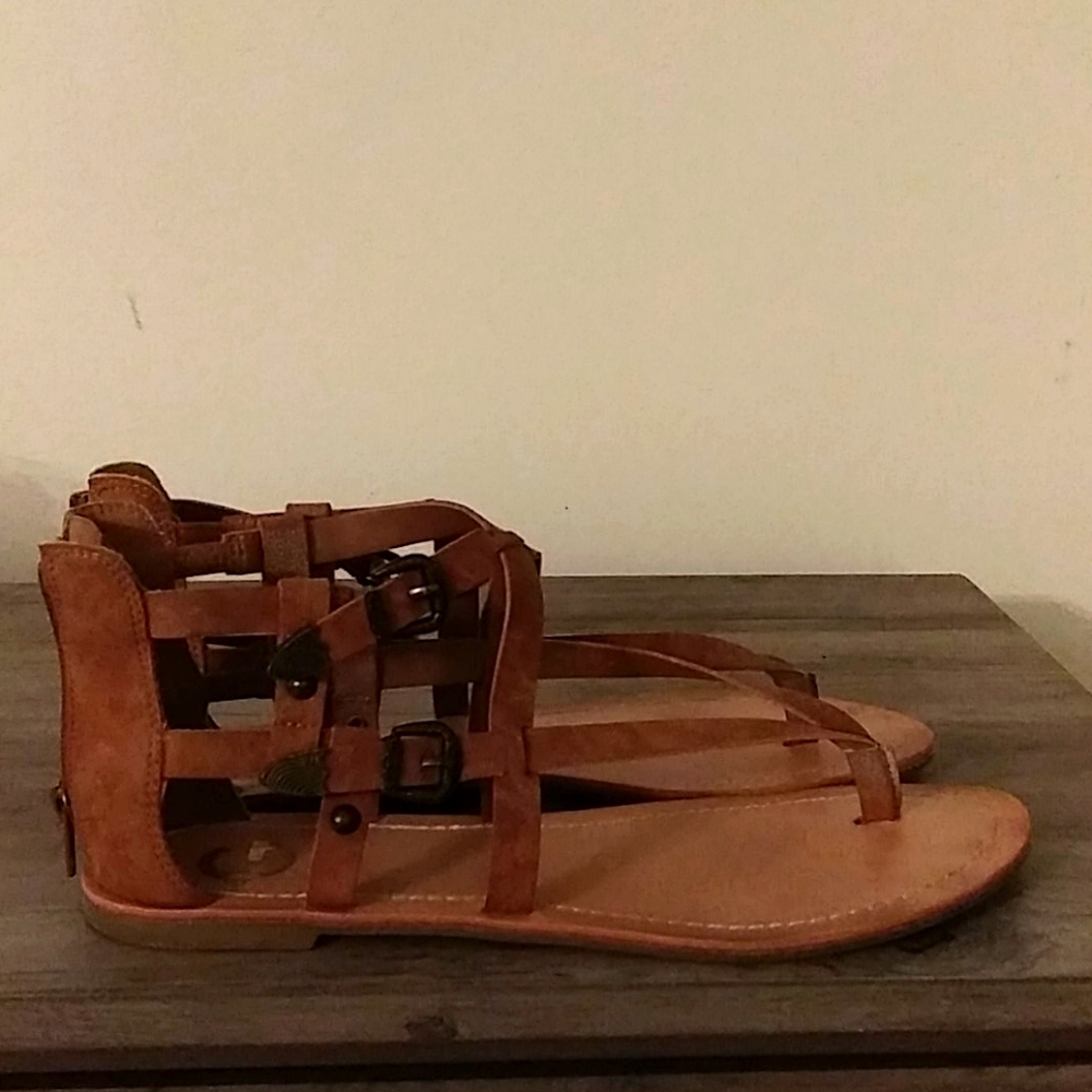 Beautiful Brown Guess Sandals -Size 9.5